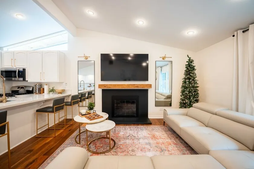 Luxury Disneyland Home: Family & Exec Friendly - Image 1