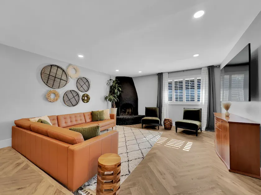 3BR w game room, fire pit, BBQ grill - Image 1