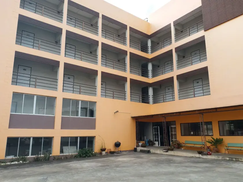 New Wanchai Hotel Pakchong - Image 1