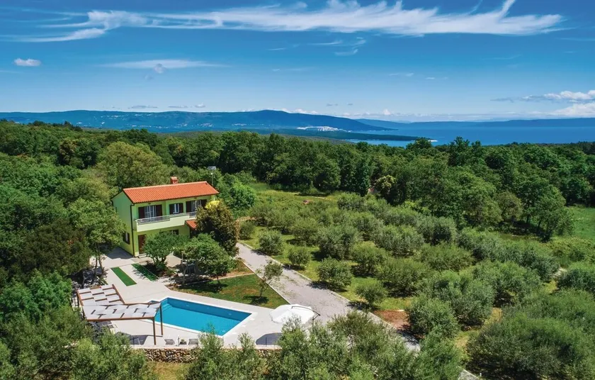 Lovely Home In Peruski - Image 1