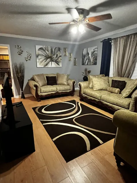 Home away from home - Image 1