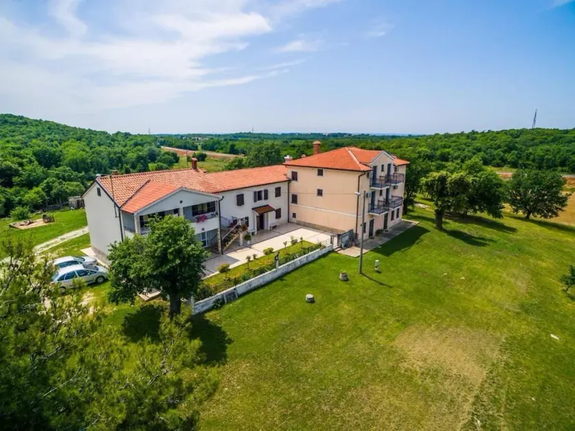 Stancija Lindi - Image 1