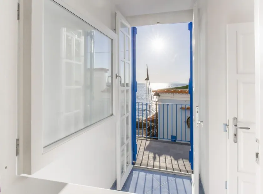 De Vivo Realty - Blue Angels Relais - Image 1