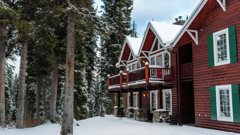 Paradise Lodge and Bungalows - Image 1