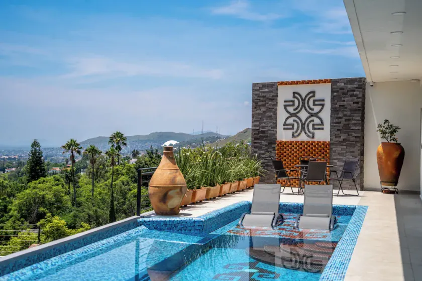 Galerias Oaxaca Suites - Image 1