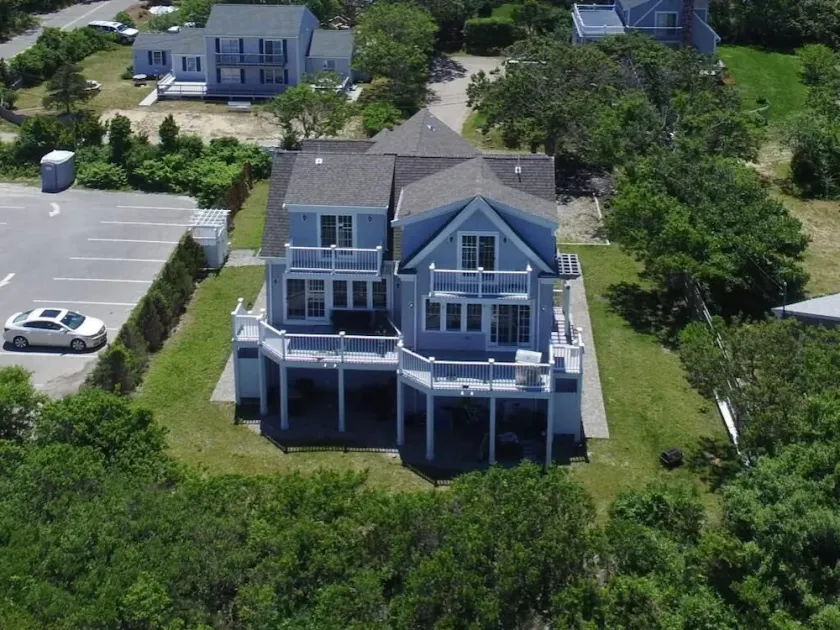 Plats för 12 gäster med utsikt över Cape Cod Bay, 6 BD / 6 BTH - Image 1