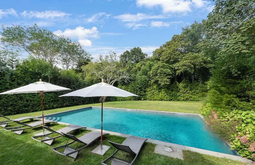 Nagelneu im Herzen von East Hampton Village mit Pool - Image 1