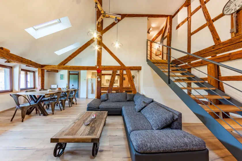 \"Slottet\" sommerhus 8 personer med sauna og swimmingpool. - Image 1