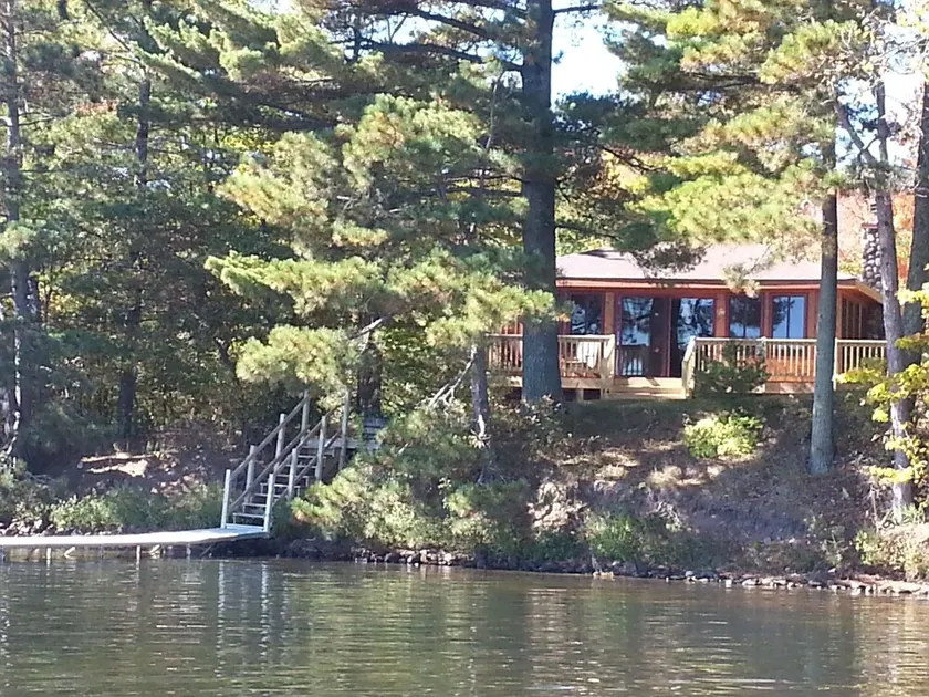 Lac Courte Oreilles Waterfront Cottage feet from the lake. - Image 1