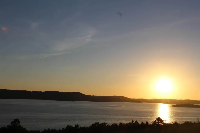 Juni åbninger!  Smuk 2BR / 2BA Penthouse Condo med udsigt over Table Rock Lake! - Image 1