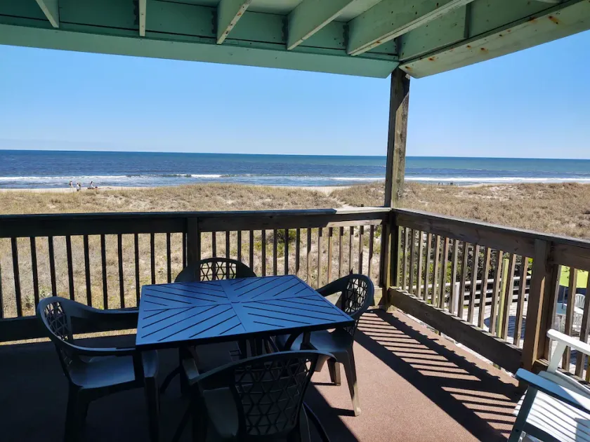 Winds VI F2: 2 BR / 2 BA condo à Carolina Beach, 6 personnes - Image 1