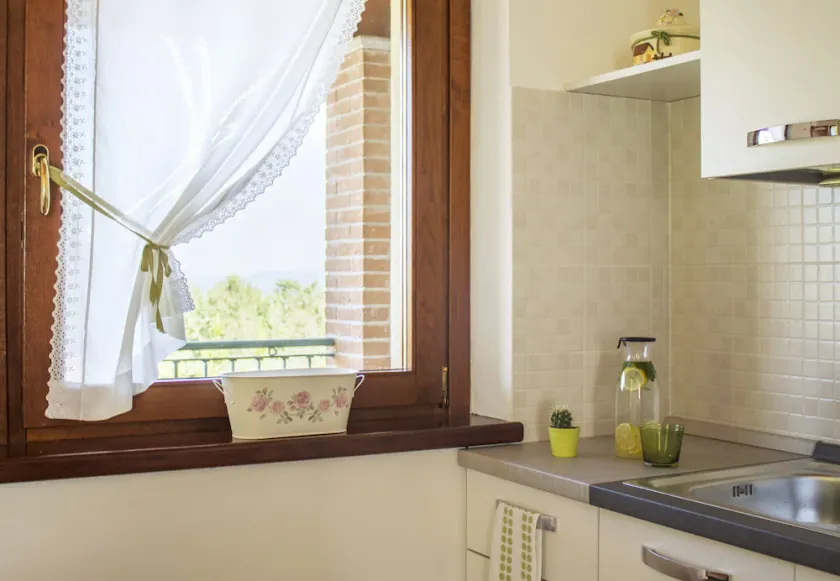Panorama-Wohnung in Villa mit Garten - Image 1