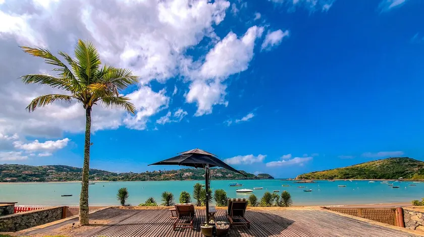 Casa exclusiva na areia da praia da Ferradura - Image 1
