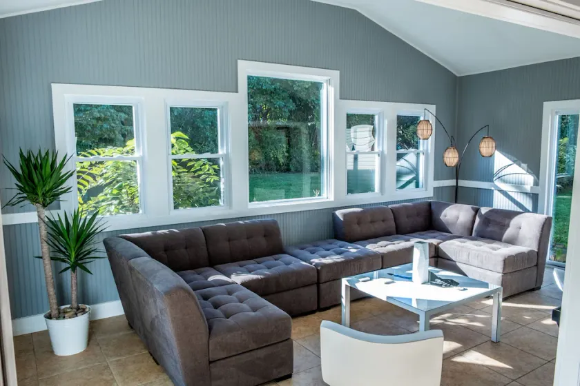 Maison de luxe toute neuve et entièrement rénovée à Westerville avec grande cour clôturée - Image 1