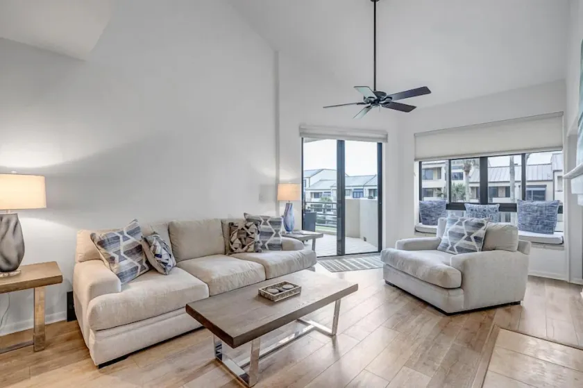 Nouvelle liste!! Bien nommé, Oceanfront Condo - Image 1
