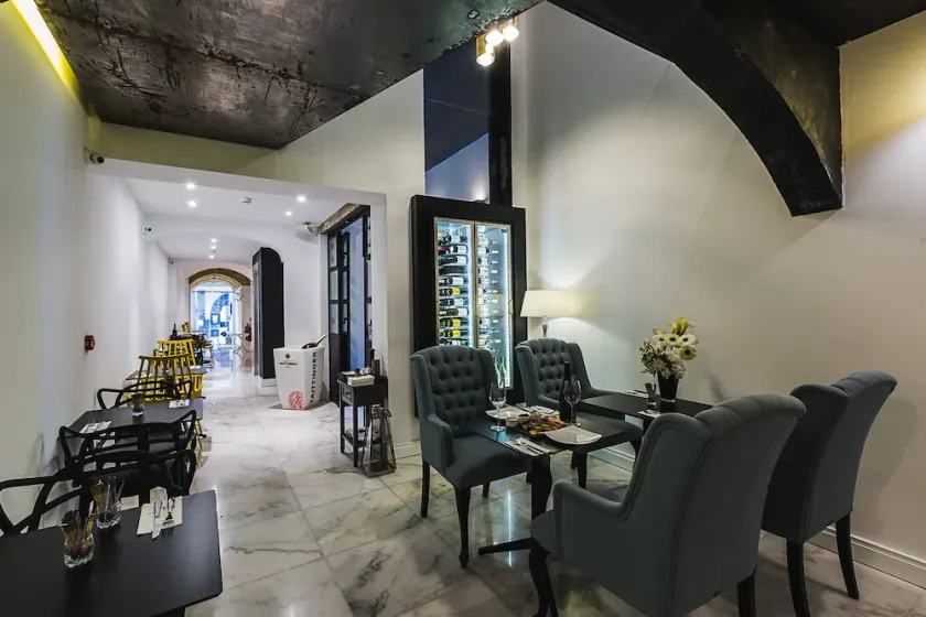 SU29 Boutique Hotel - Image 1