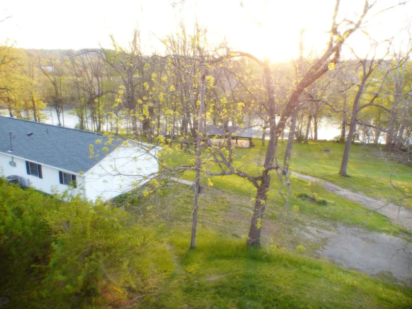 Pensionat vid floden Whitewater - Image 1
