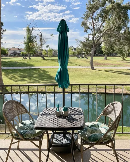Golf Course Spacious Townhome w/ Community Pool. Nearby to Pickleball Courts! - Image 1