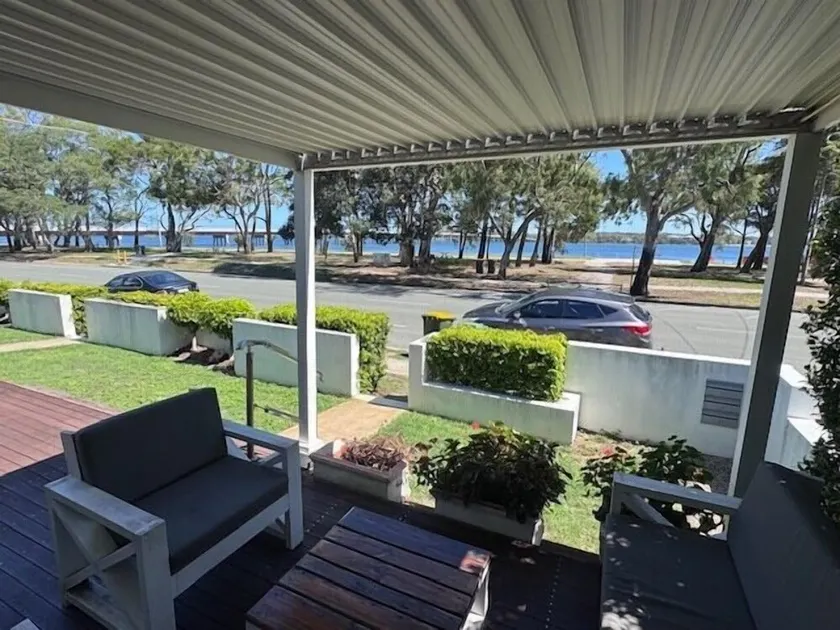 Keith's on Sylvan Beach. Stylish 2BR unit with awesome Pumistone Passage views. - Image 1