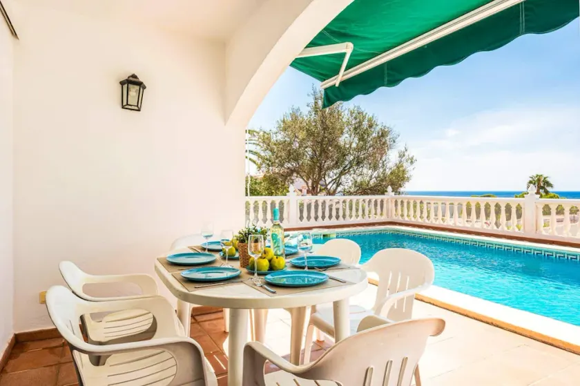 Villa Laurel by Villa Plus - Image 1