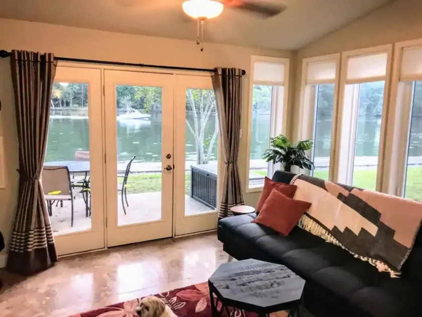 Cozy Boho Lake Front Condo with STUNNING views! - Image 1