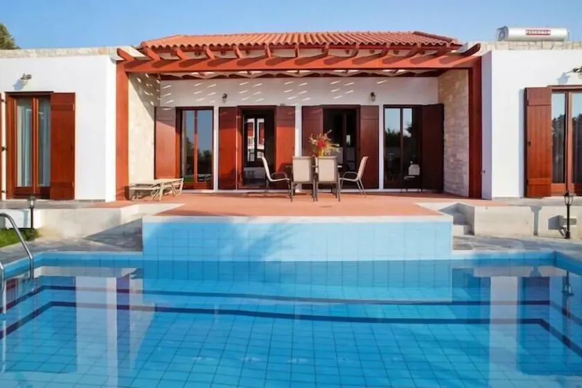 Cottage Kyrianna - Image 1