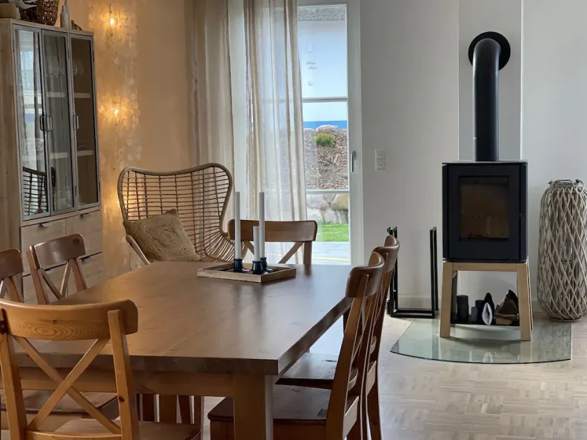 Neu! Wunderschönes Reetdachhhaus in idyllischer Lage! - Image 1