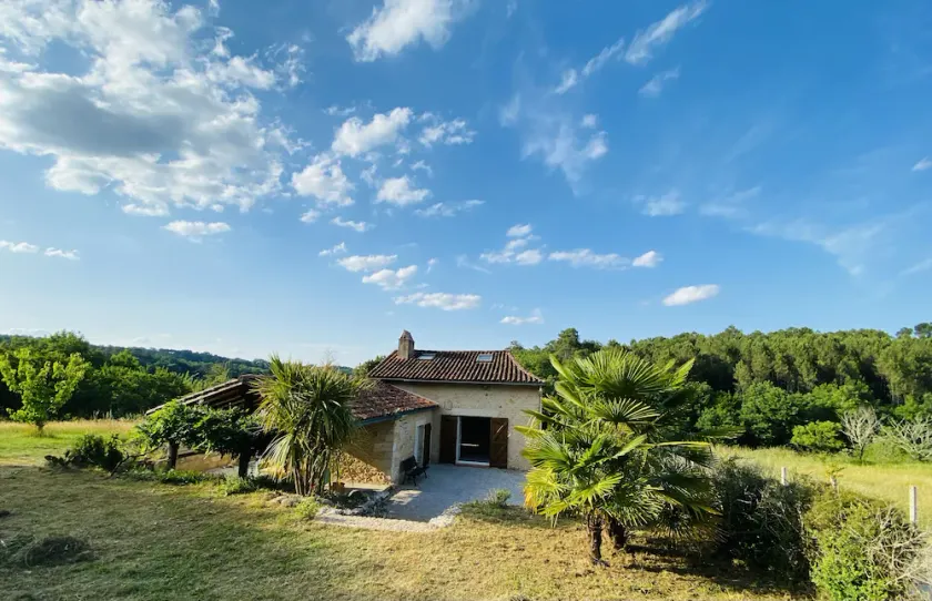 Maison en Pierre à la Campagne en Périgord - Image 1