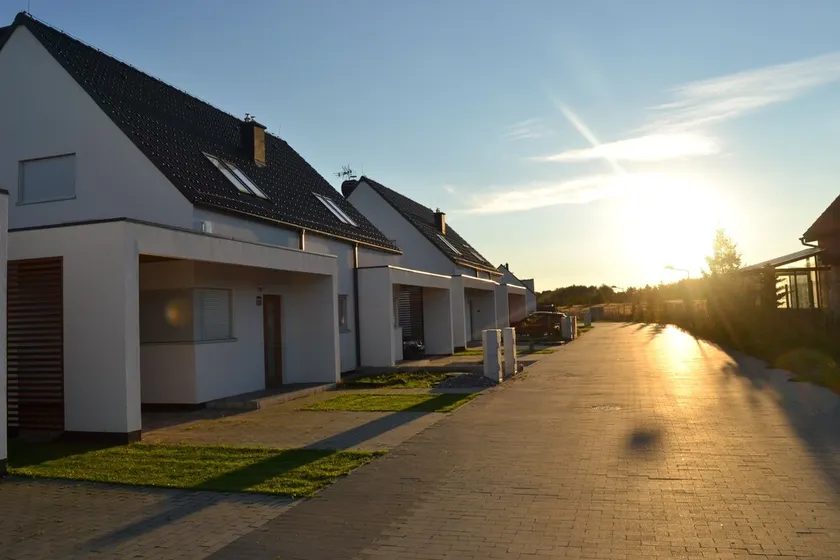 Lilja Vacation Home: large garden, fireplace, stone grill, dog-friendly, outdoor pool, beach pass - Image 1