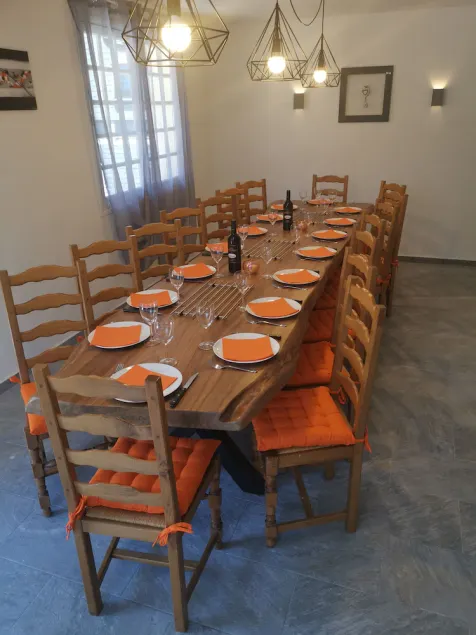 Grand Chalet St-Lary centre 13 à 15 pers 06 37 07 78 76 - Image 1
