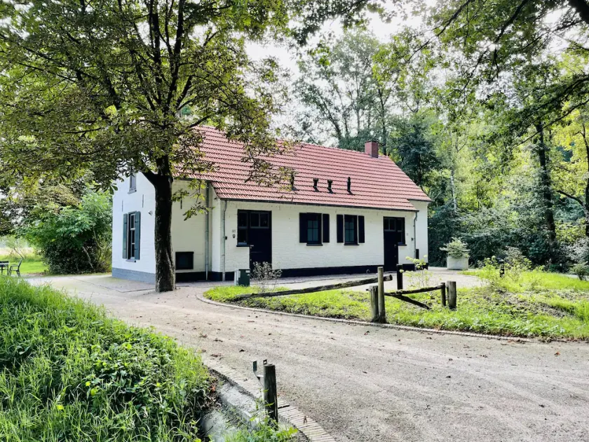 Alluring Holiday Home in Erp near Forest - Image 1