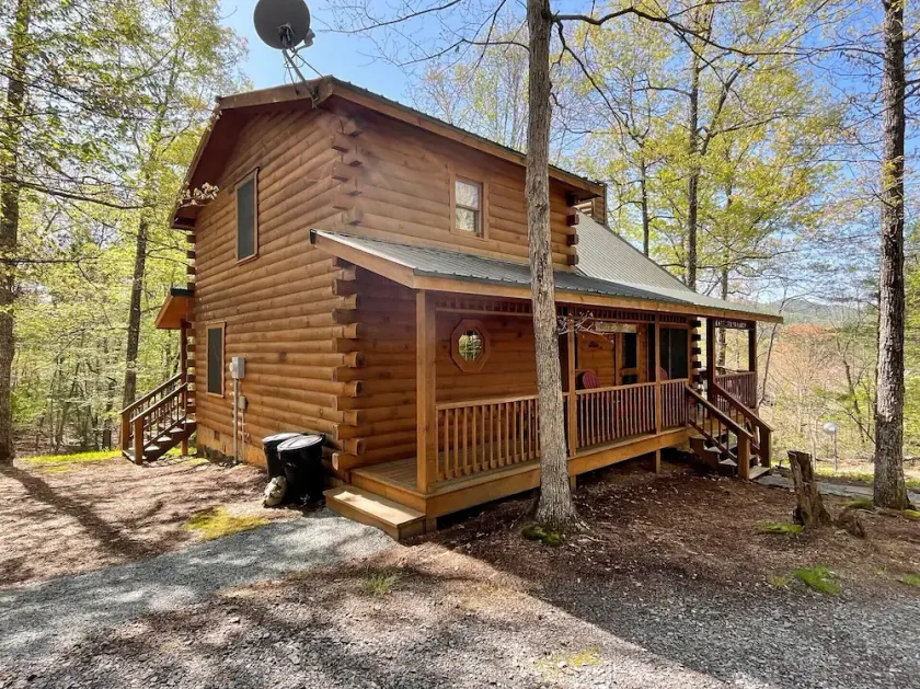 Lazy Bear Lodge - minutes to John C Campbell Folk School - Image 1