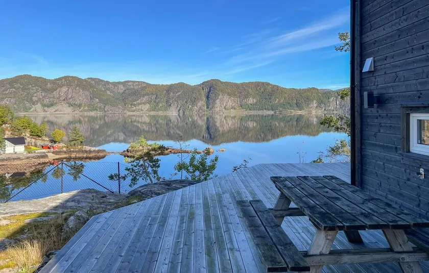 Fantastiskt hem i Moi med WiFi - Image 1