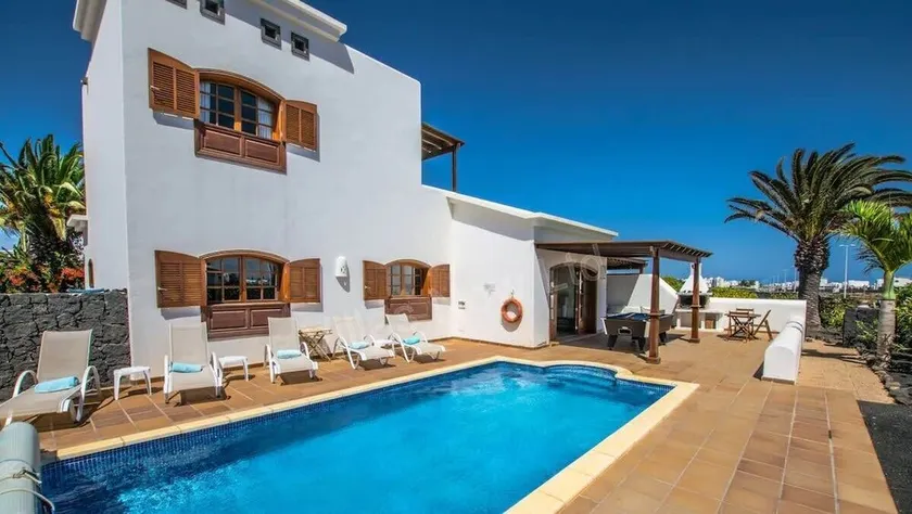 Villa Valentina - LH156 By Villas Now Ltd - Image 1