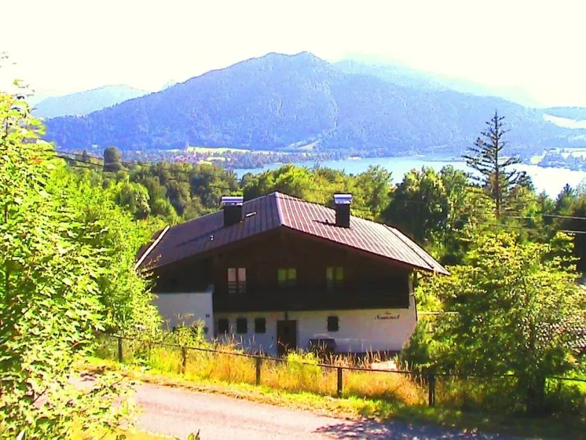 Maison de campagne Tegernseer, vue montagne / lac, 2800m2 de terrain. - Image 1