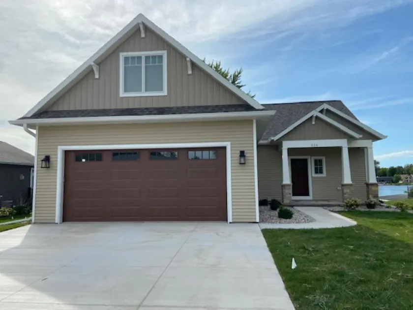 Cozy house on the Wolf River with beautiful views. - Image 1