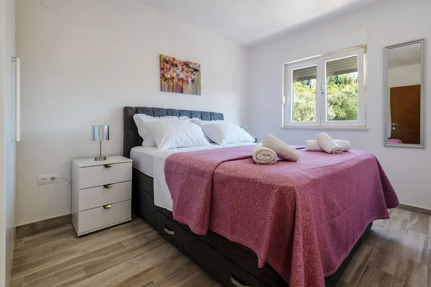 APARTMENT WITH MAGIC VIEW - Image 1