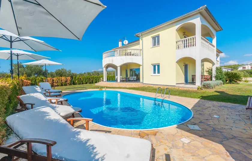 Awesome Home In Turanj - Image 1