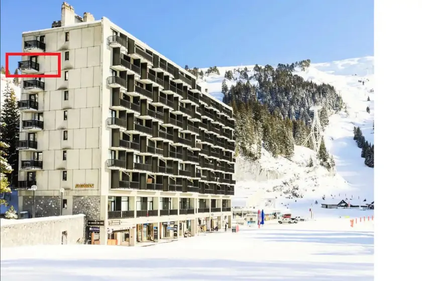 Appartement 'Superbe Studio Idéalement Situé À Flaine Forum' avec vue sur les montagnes et balcon - Image 1