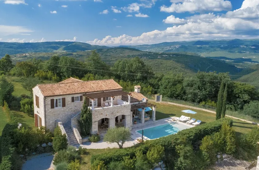 Nueva villa de piedra de alta calidad con vistas panorámicas: ¡OFERTAS DE ÚLTIMO MINUTO! - Image 1