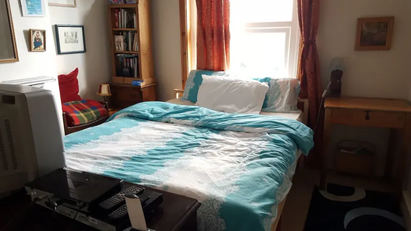 Holiday house in Hastings with veranda and garden, about 15 min walk to the beach - Image 1