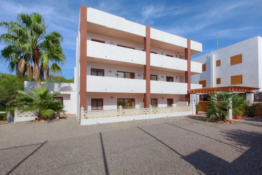 Colomar Apartment - Image 1