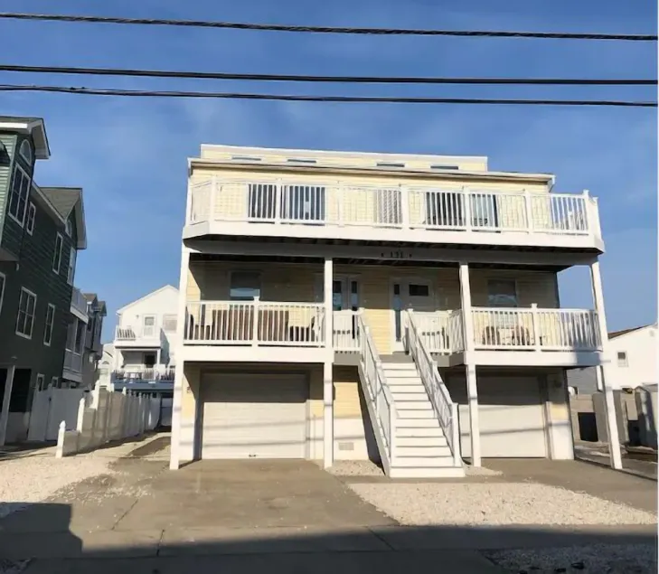 Captivating Townhouse located in Sea Isle that has a refreshing casual coastal style - Image 1