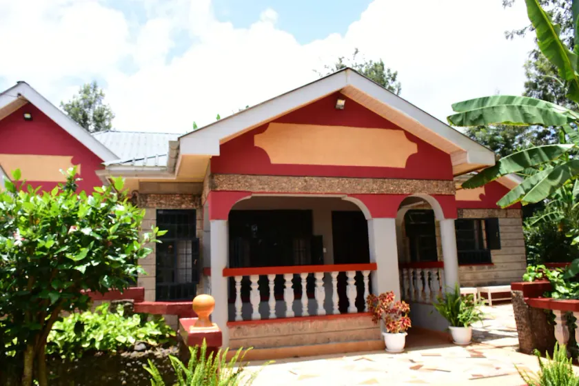 The Gladstone House - Image 1