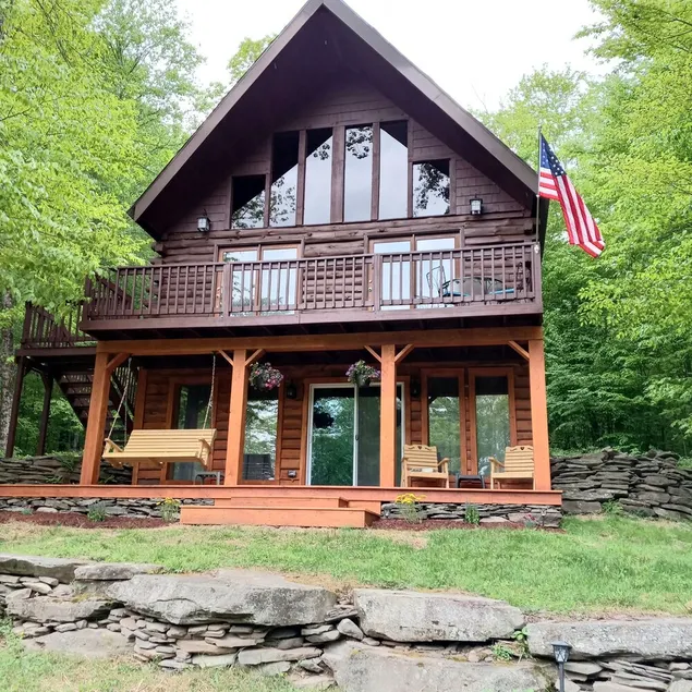  perfect for baseball families, only minutes to the fields but quiet and serene. - Image 1