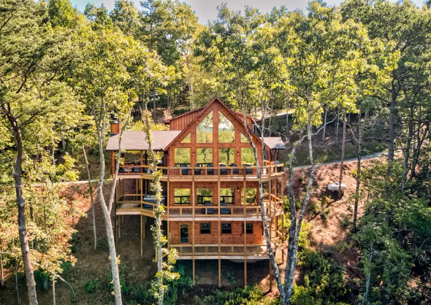 Catch-a-Dream Retreat-Luxury Blue Ridge Cabin-Pet Friendly - Image 1
