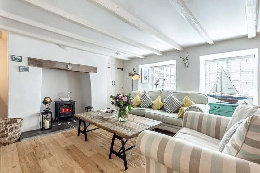 A renovated 300 year old Thatched cottage in the heart of a pretty village. - Image 1