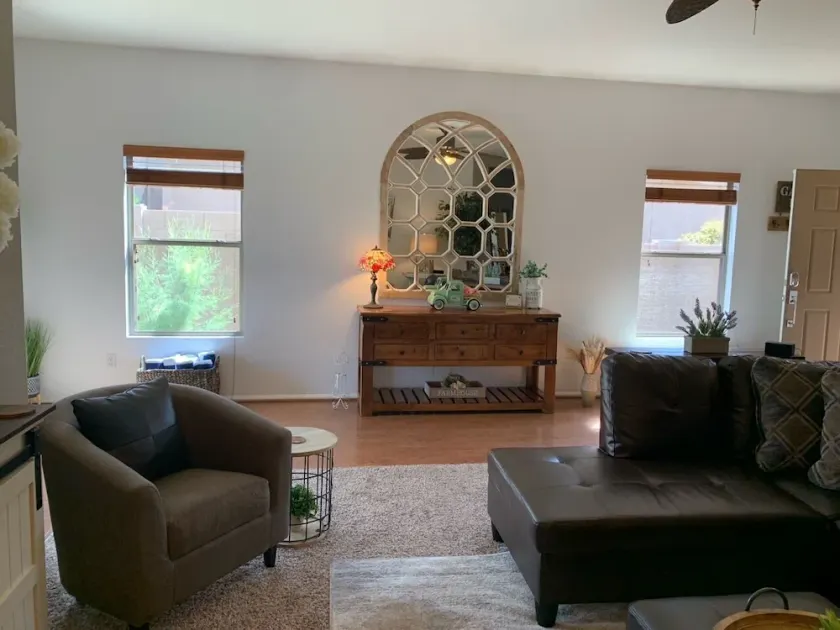 3 Bedroom Home with Pool, close to MLB Spring Training - Image 1