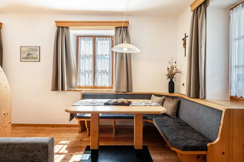 Holiday Apartment \"Schreiberhof Panorama\" with Mountain View, Shared Garden and Wi-Fi - Image 1