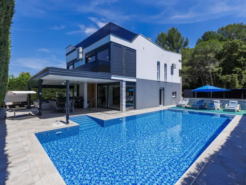 Vacation home Rial 1 by Interhome - Image 1